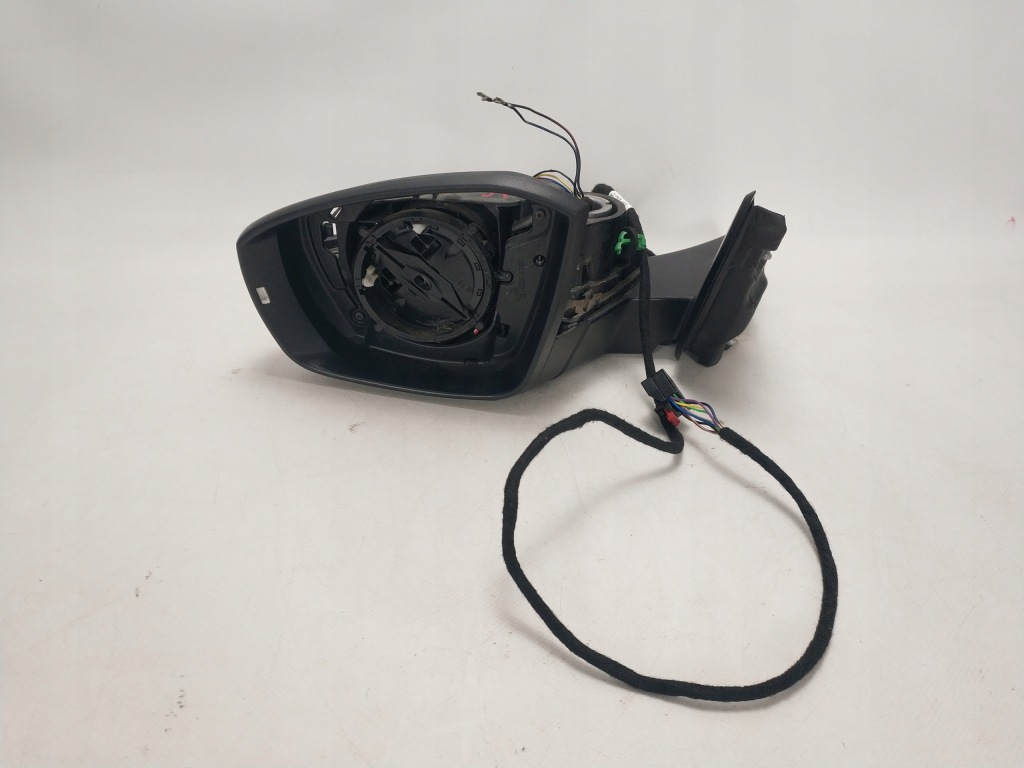 VW T-ROC 2GA 2G lusterko lewe obudowa 9-PIN 2GA857601