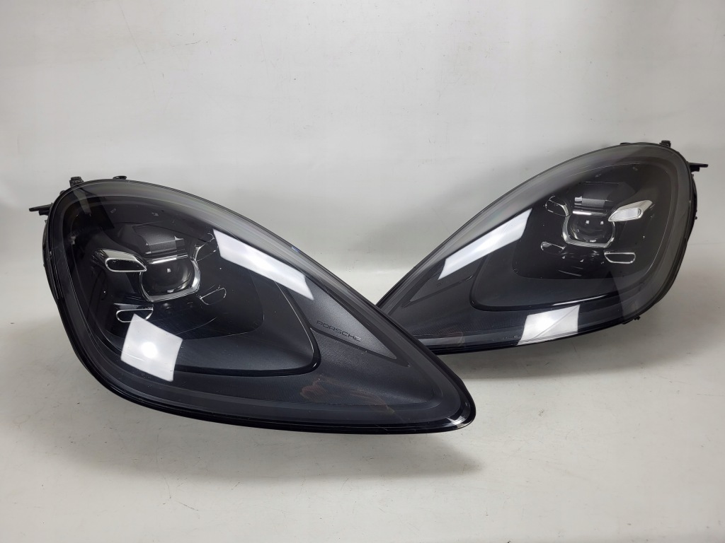 PORSCHE CAYENNE III 3 9Y 9Y0 Lampy FULL LED przód przednie KOMPLET
