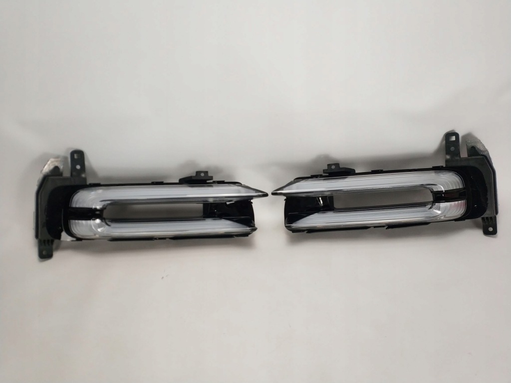 PORSCHE PANAMERA 971 halogeny lampy LED DRL KOMPLET