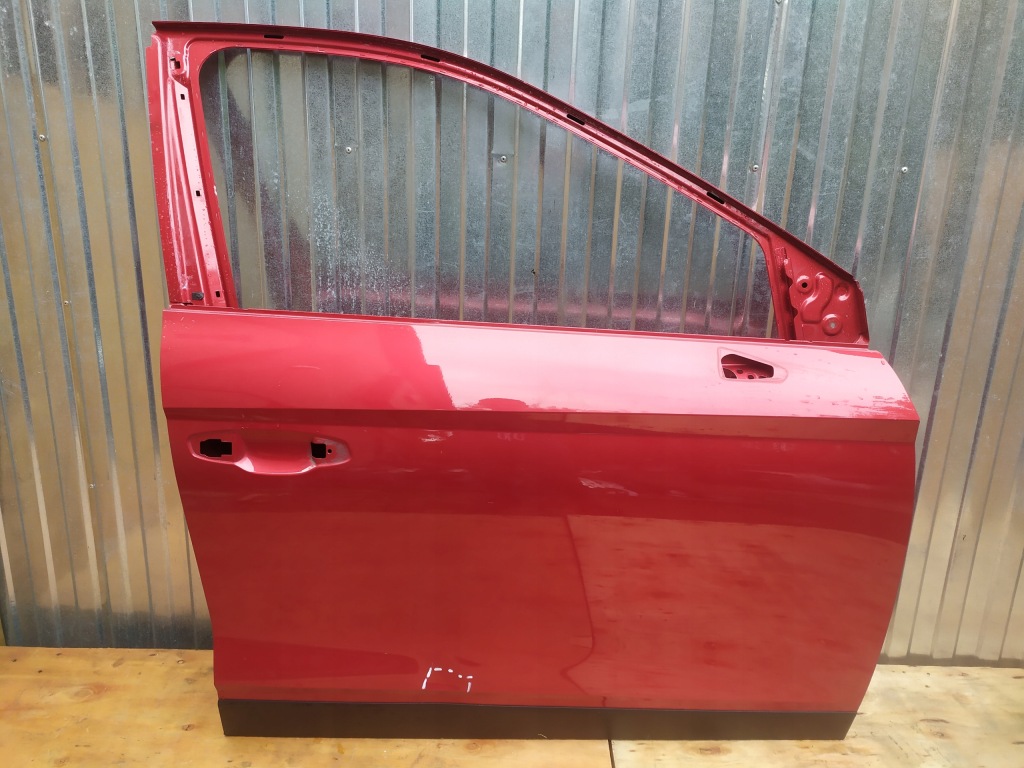 SEAT ARONA 6F9 drzwi przód przednie prawe 6F9831312A