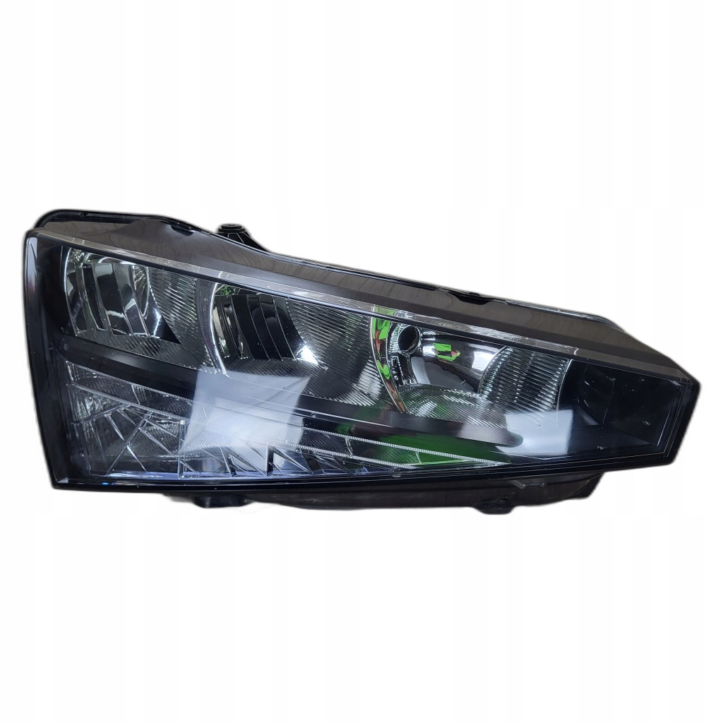 SKODA SCALA 657 lampa LED przód przednia prawa 657941016