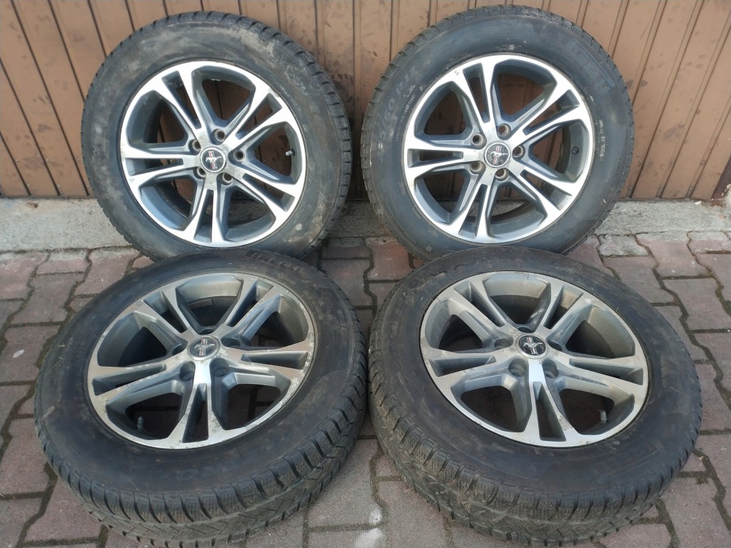 FORD MUSTANG GT 2010r- komplet alufelg + opony 7Jx17 ET40 DR33-1007-BB