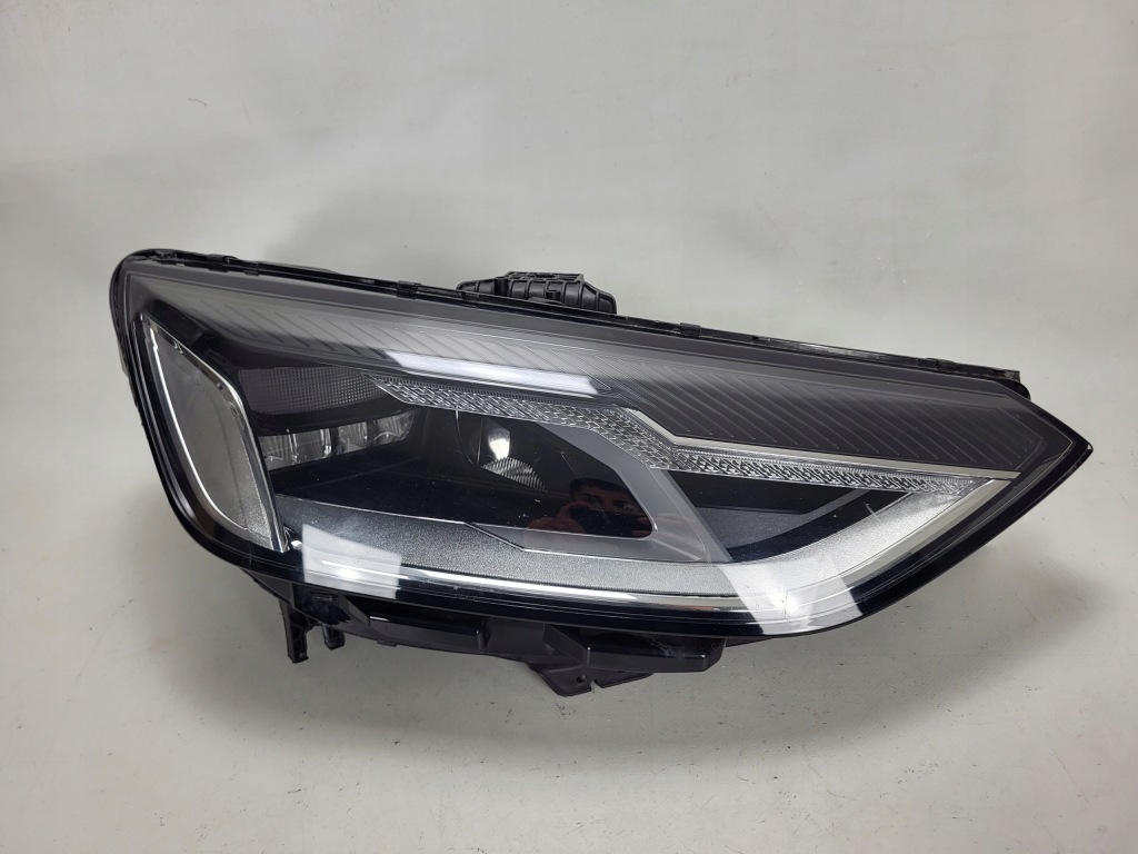 AUDI A4 B9 LIFT lampa FULL LED przód prawa EU 8W0941012