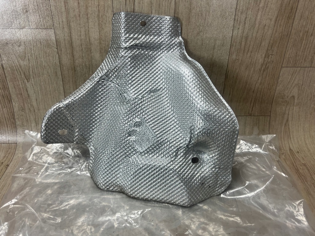 AUDI Q5 80 80B osłona termiczna 80B804164