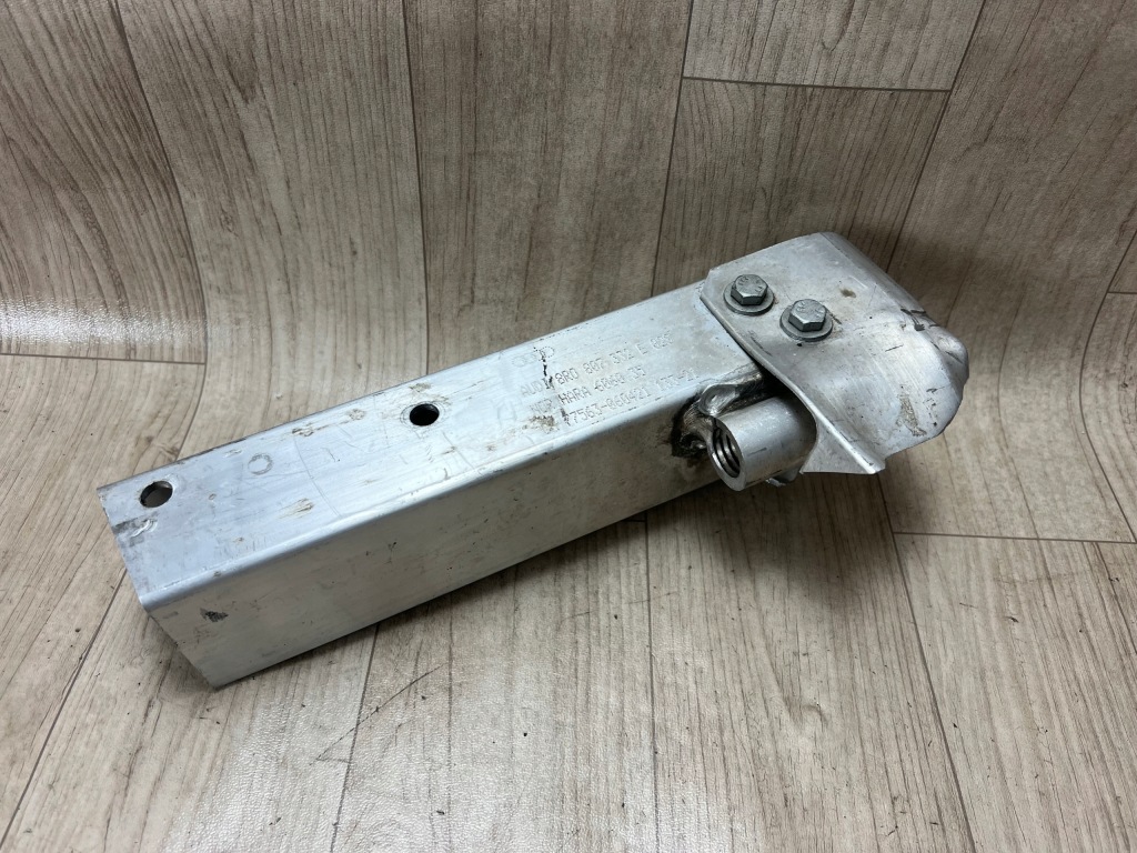 AUDI Q5 8R 8R0 strefa zgniotu przód przednia prawa 8R0807332E
