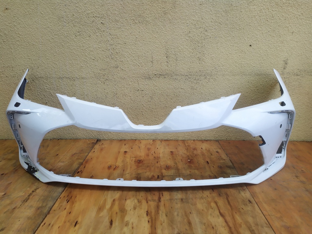 TOYOTA COROLLA E21 E210 SEDAN zderzak przód przedni 52119-02Q10