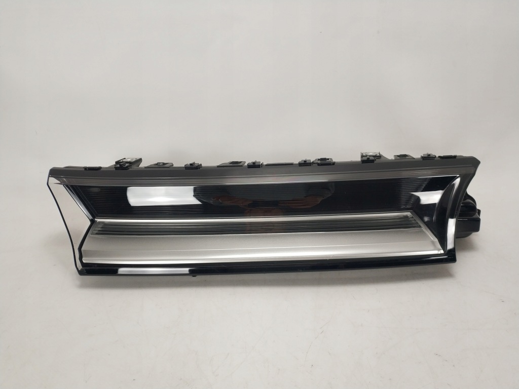 VW TRANSPORTER Multivan T7 7T halogen LED DRL przód prawy 7T0941654A