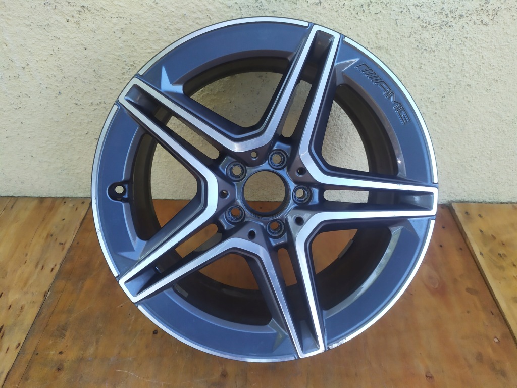 MERCEDES E-KLASA W213 AMG Alufelga 9Jx18H2 ET49 A2134016400