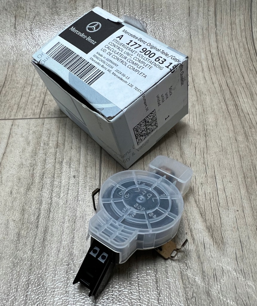MERCEDES CLA C118 czujnik sensor deszczu A1779006315