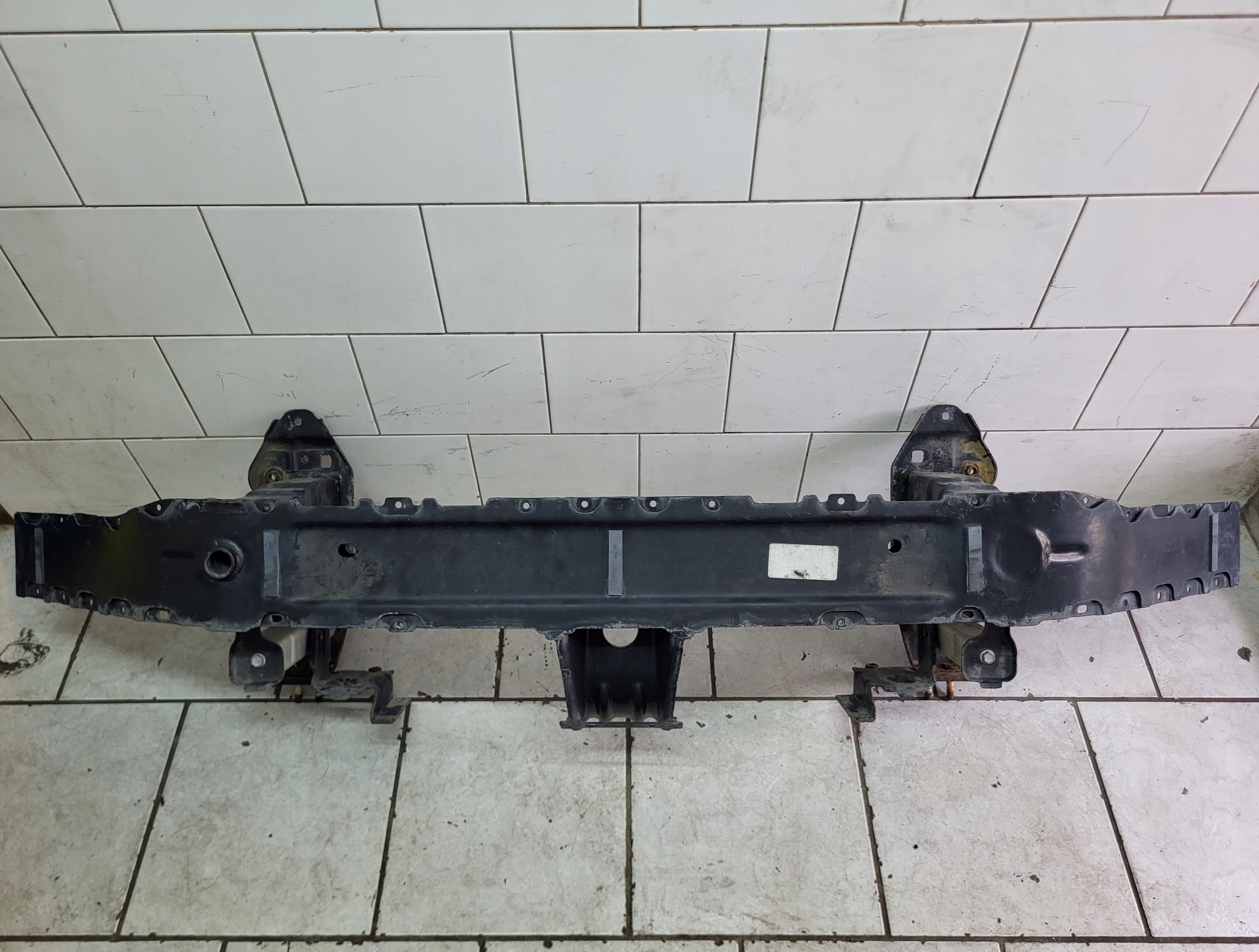 MERCEDES GLE W167 belka wzmocnienie zderzaka przód przednia 1676262700