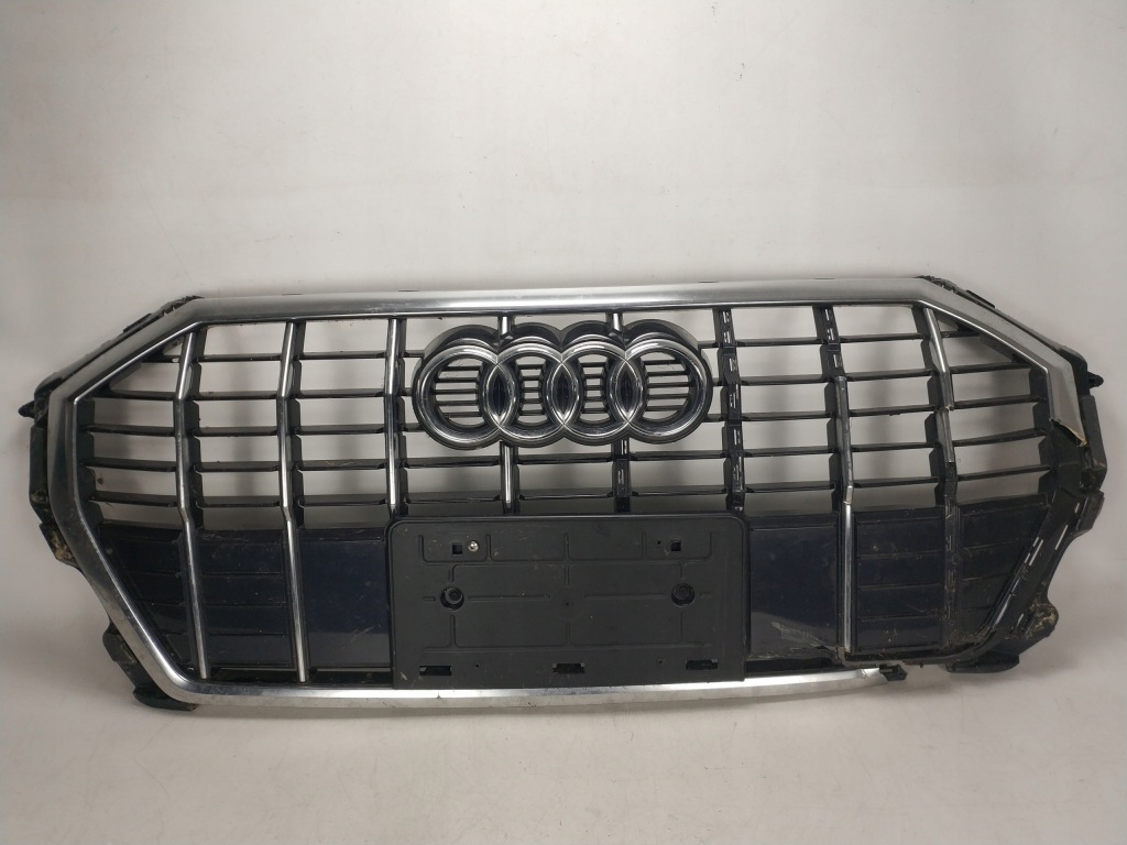 AUDI Q3 83A grill atrapa 83A853651B