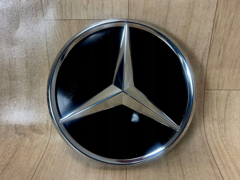 MERCEDES C-KLASA W206 znaczek emblemat przód przedni