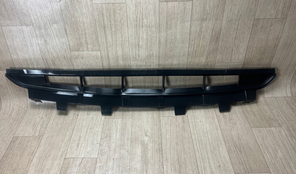 PORSCHE CAYENNE III 3 9Y 9Y0 kratka zderzaka przód przednia 9Y0807684