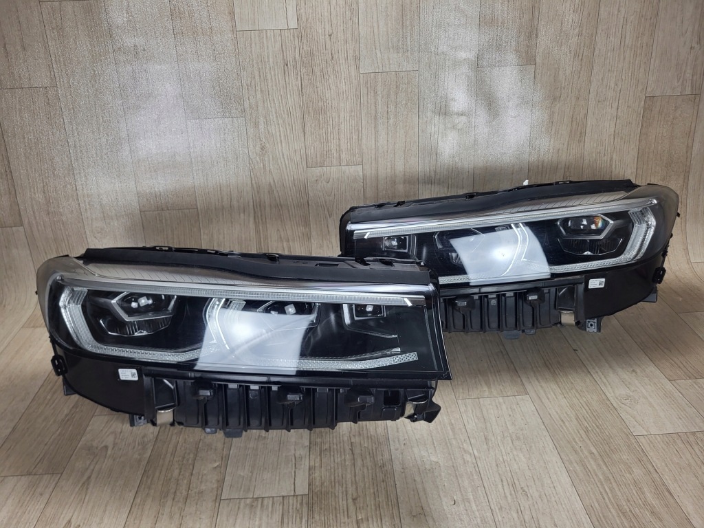 BMW 7 G11 G12 LIFT LCI Lampy FULL LED przód przednie KOMPLET USA
