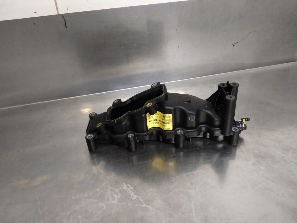 VW Audi A4 A5 2.7 3.0 kolektor ssący Z059129711 CH