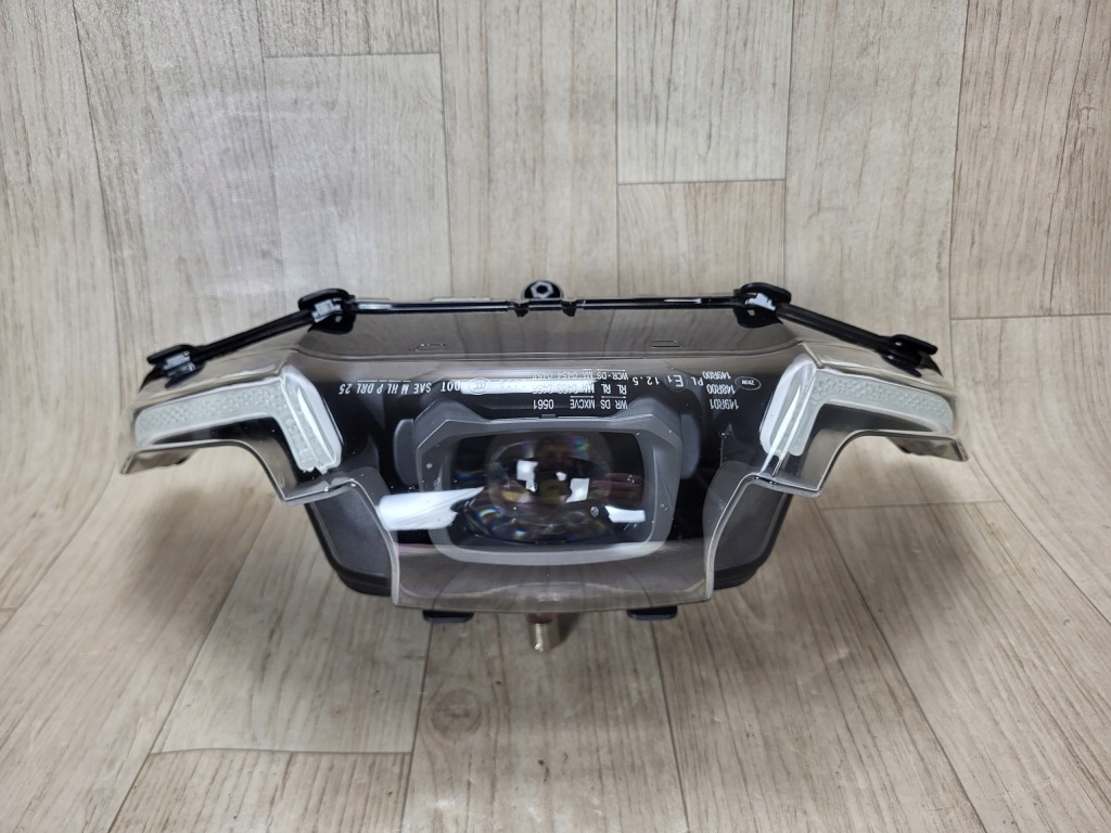 BMW R1300RT lampa LED przód przednia