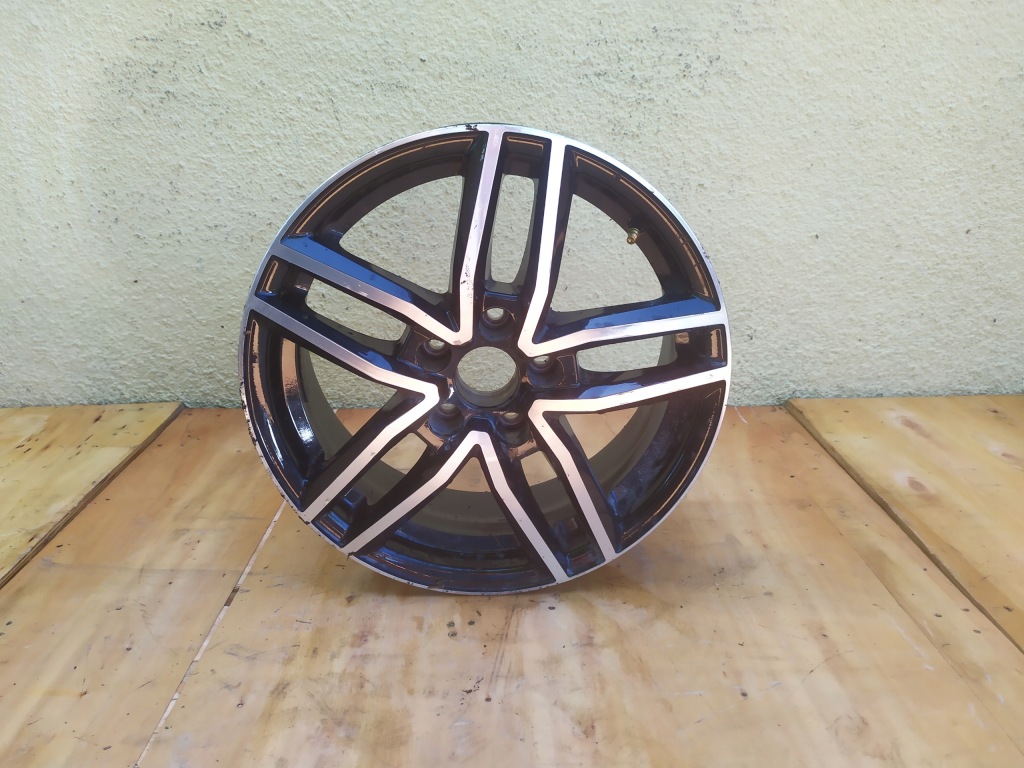 VW GOLF VIII 8 Alufelga 6.5JX16 H2 ET41 felga aluminiowa DEZENT TR